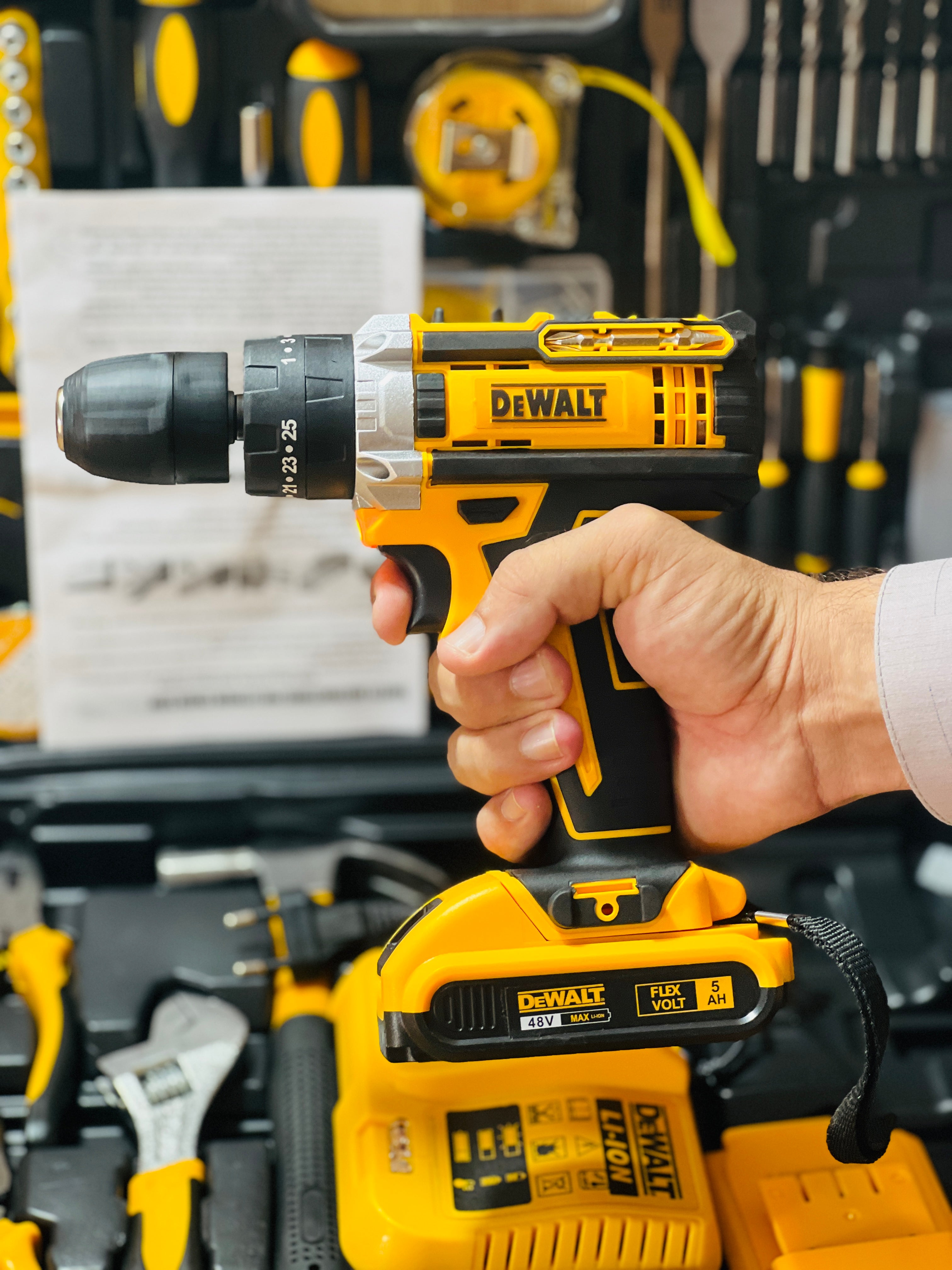 DeWalt Rechargeable Drill Kit with 48V Double Batteries