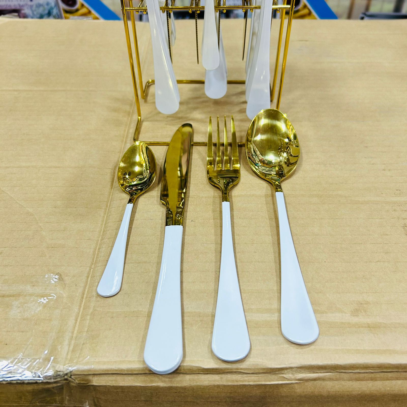 Stand Cutlery Sets 24 Pcs 6 Person Golden/White Gold/black Gold