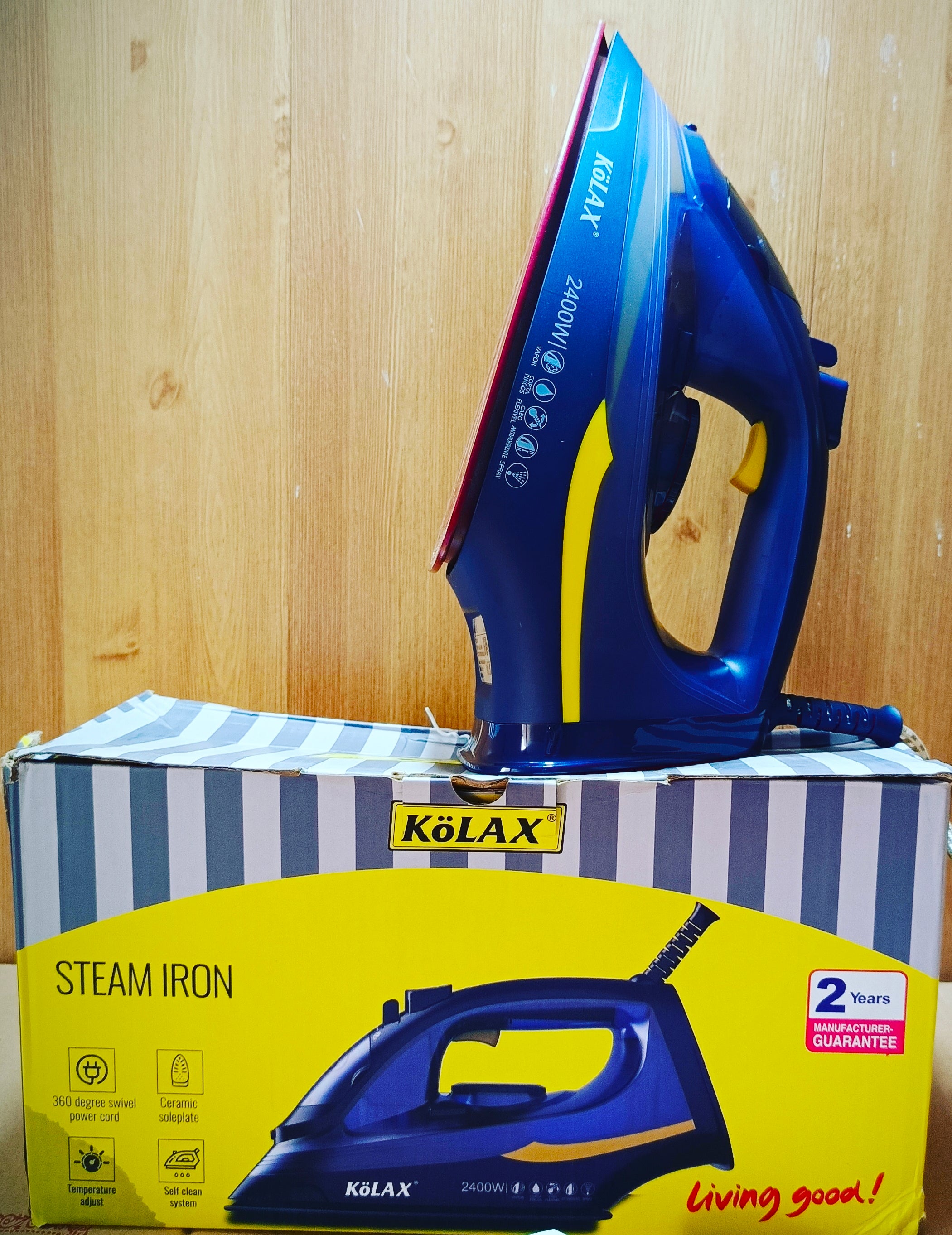 KoLAX Steam Iron